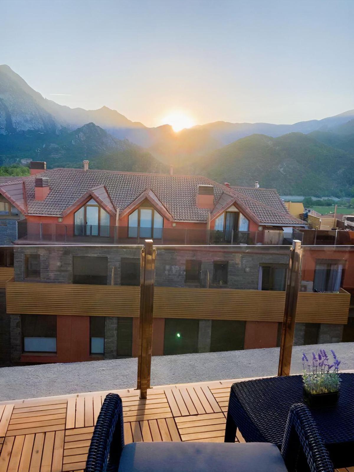 Apartament Duplex Amb Vistes Al Pirineu Catala Коль-да-Нарґо Екстер'єр фото
