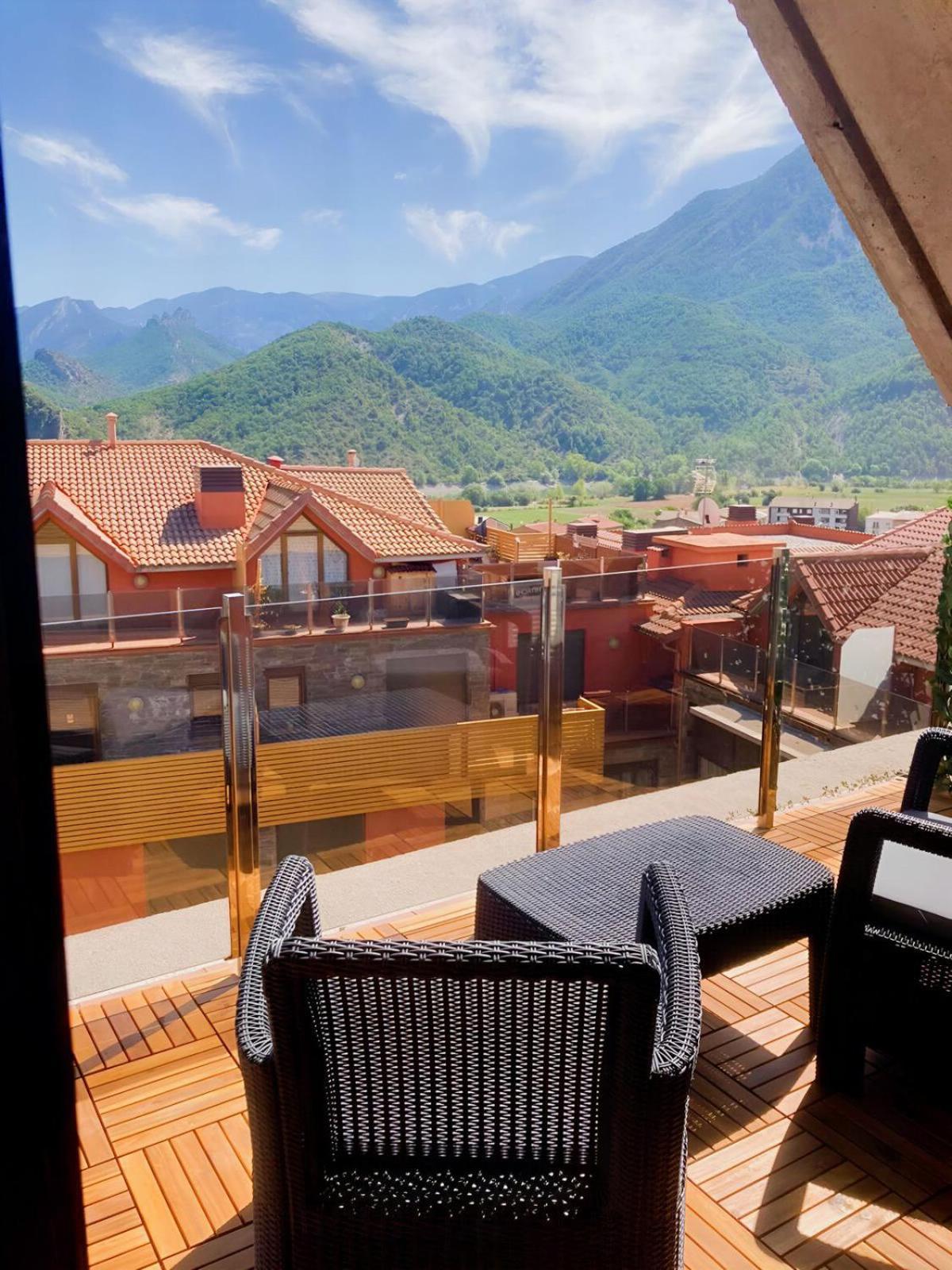 Apartament Duplex Amb Vistes Al Pirineu Catala Коль-да-Нарґо Екстер'єр фото